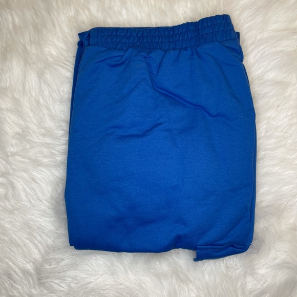 WOMEN’S ROYAL BLUE PLUS SIZE FITTED CARGO JOGGERS SWEATPANTS - Picture 13 of 14